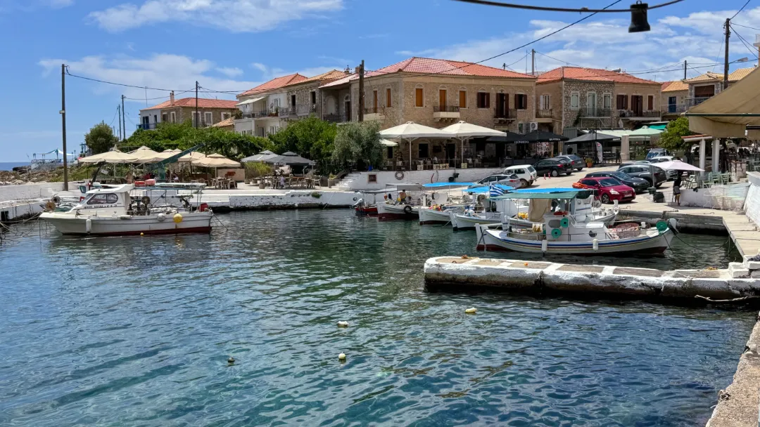 Agios Nikolaos Mani - Blick auf Hafen Agios Nikolaos Mani - Blick auf Hafen