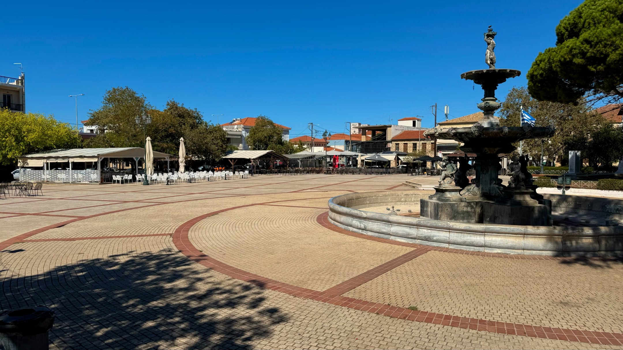 Kapodistriou-Platz mit Brunnen